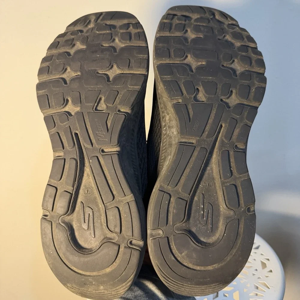 Mens Size 11 SKECHERS Go Run Consistent 2.0 - Empower Hands Free Slip-Ins